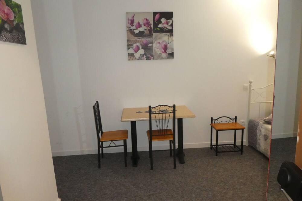 Etanit ! Etape Calme Et Parking Velo, Bicycle - Connection Tous A 1Mn Bus,Train Et Aeroport - Plein Centre De Beziers Pour Visiter,Manger - Chambres Climatisees, Spacieuses Amenagees Pour Singles, Couple, Et Ou Familles - Consigne Et Petit Dej En Plu Béziers Zewnętrze zdjęcie